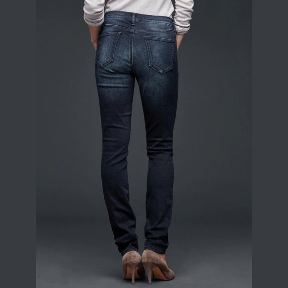 Gap 1969 Resolution Slim Straight Dark Wash Sz 32 - Picture 1 of 6